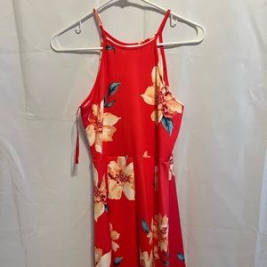 Salmon colored Floral Dress In size Medium (With Tag)